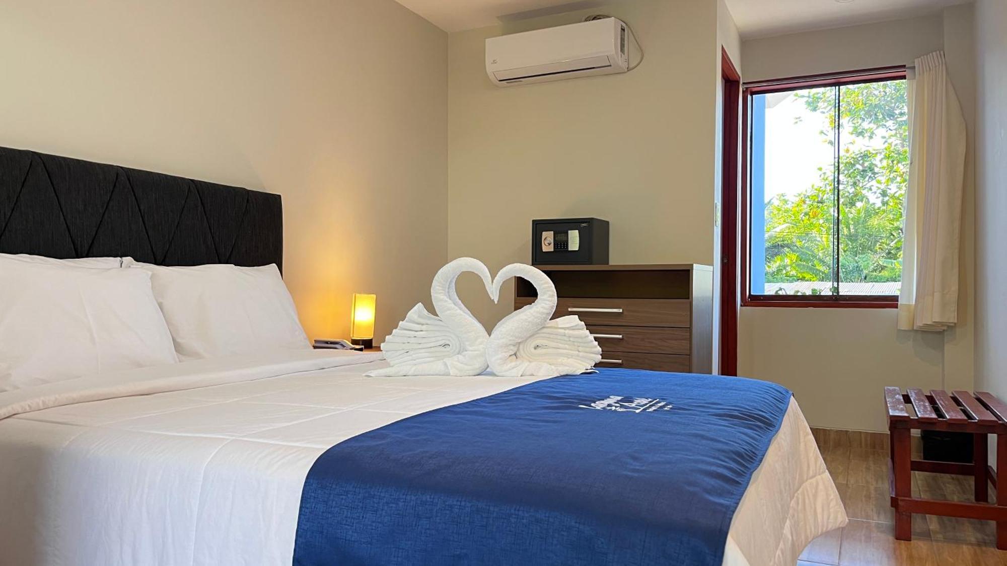 Laguna Azul Hotel & Suites Sauce Exteriör bild