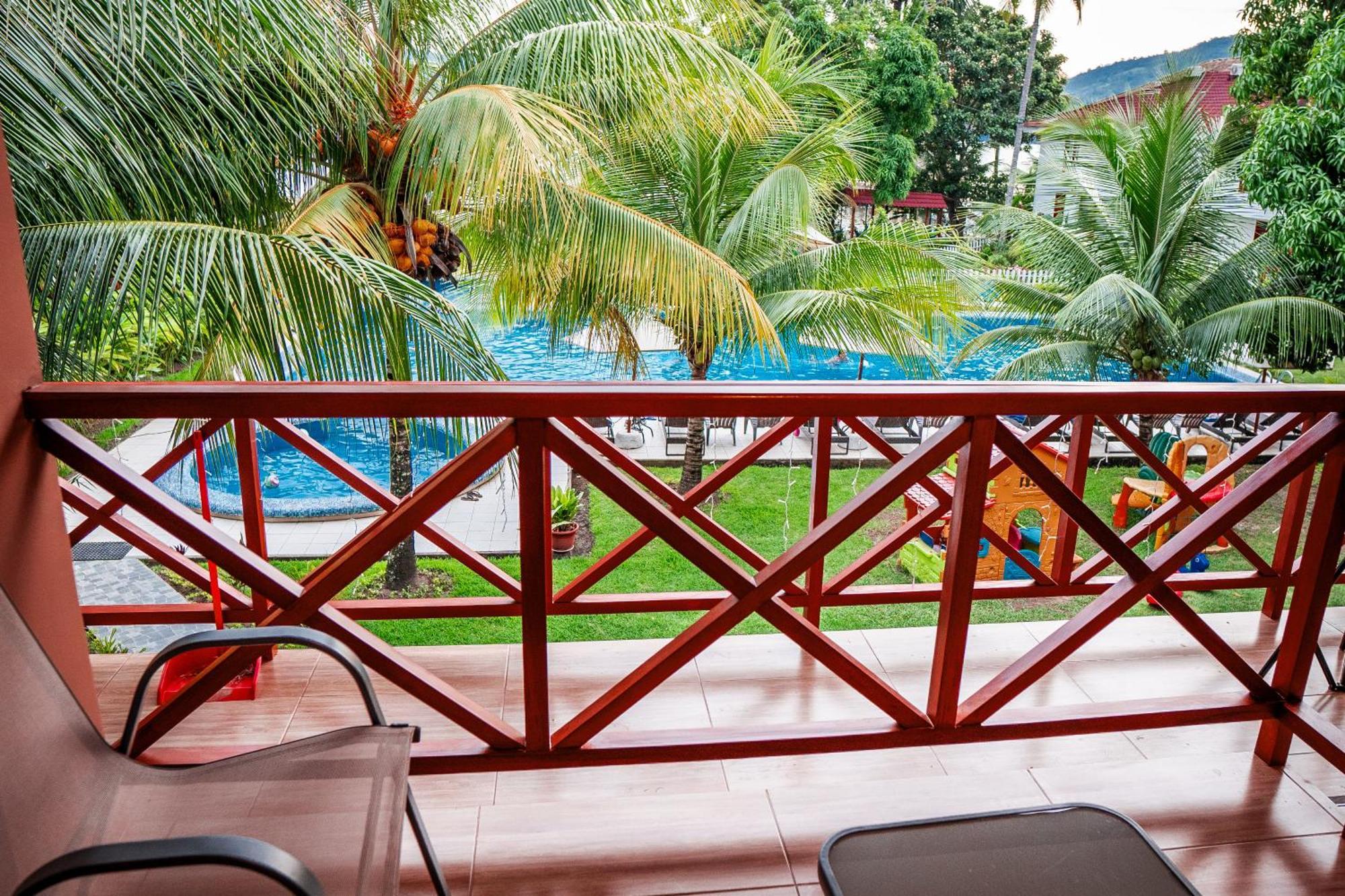 Laguna Azul Hotel & Suites Sauce Exteriör bild