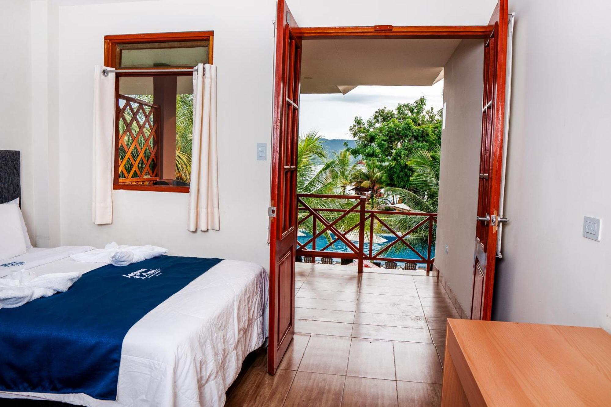 Laguna Azul Hotel & Suites Sauce Exteriör bild