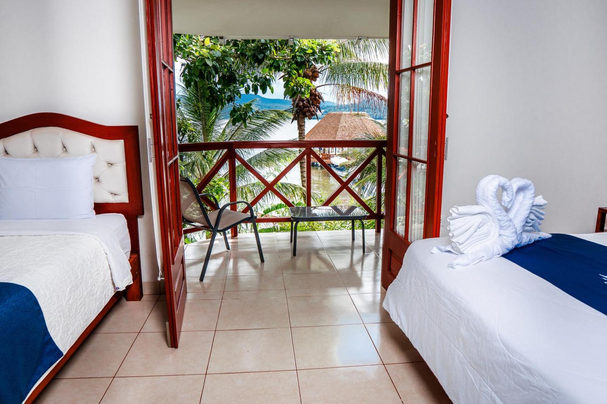 Laguna Azul Hotel & Suites Sauce Exteriör bild