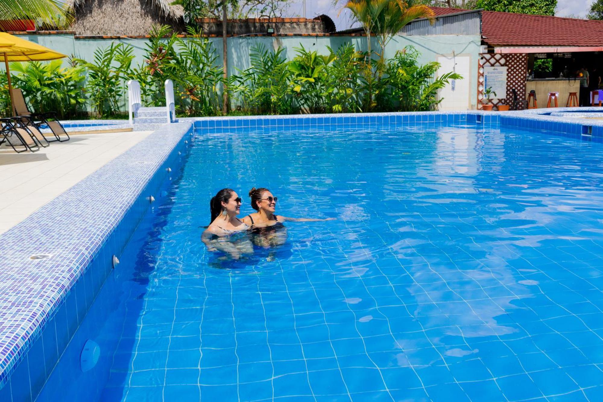 Laguna Azul Hotel & Suites Sauce Exteriör bild