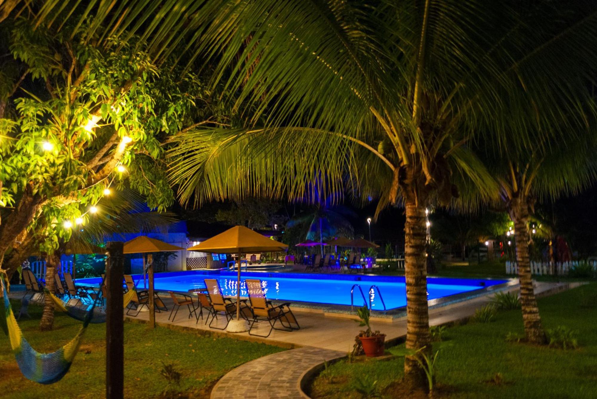 Laguna Azul Hotel & Suites Sauce Exteriör bild
