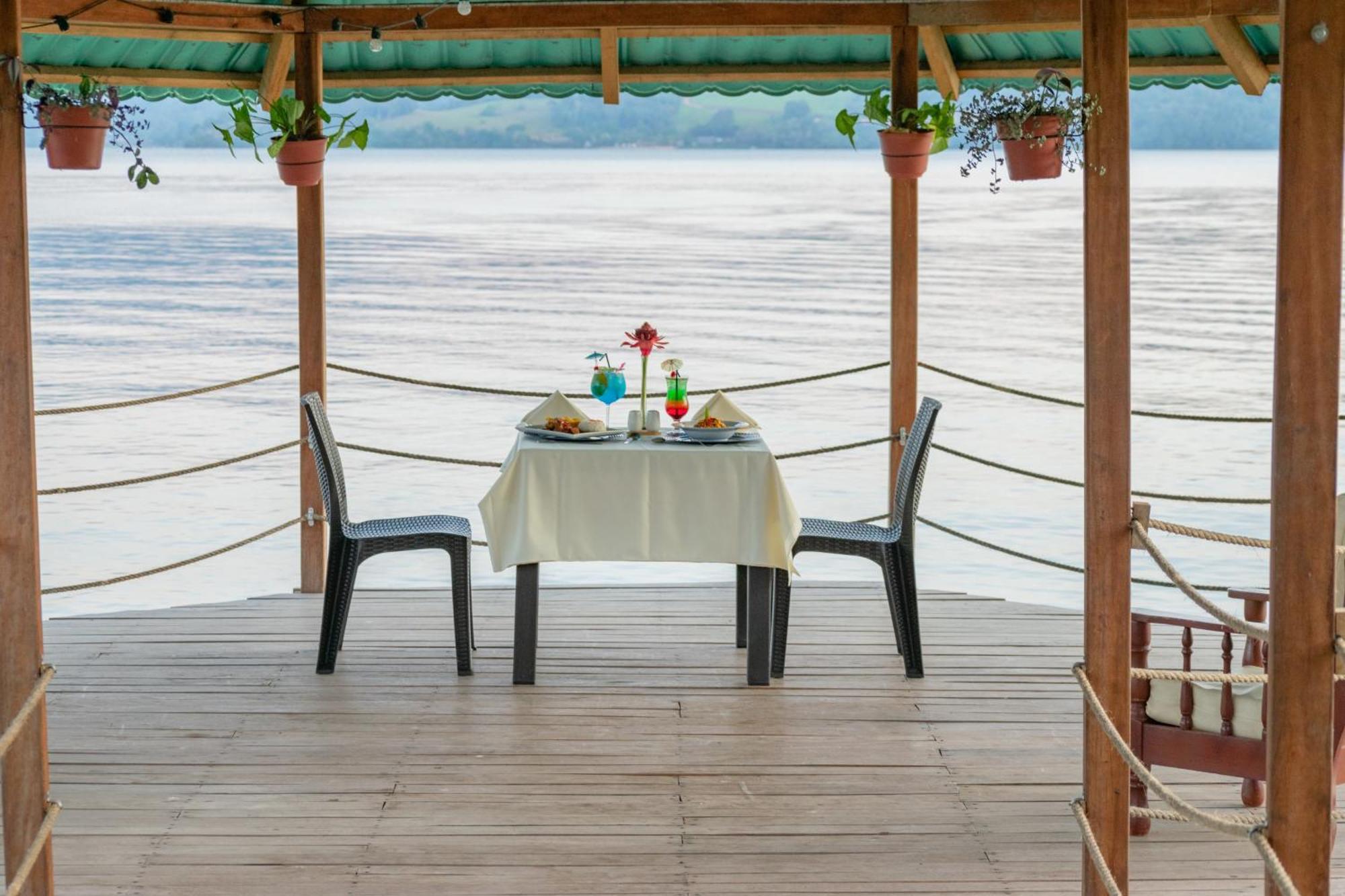 Laguna Azul Hotel & Suites Sauce Exteriör bild