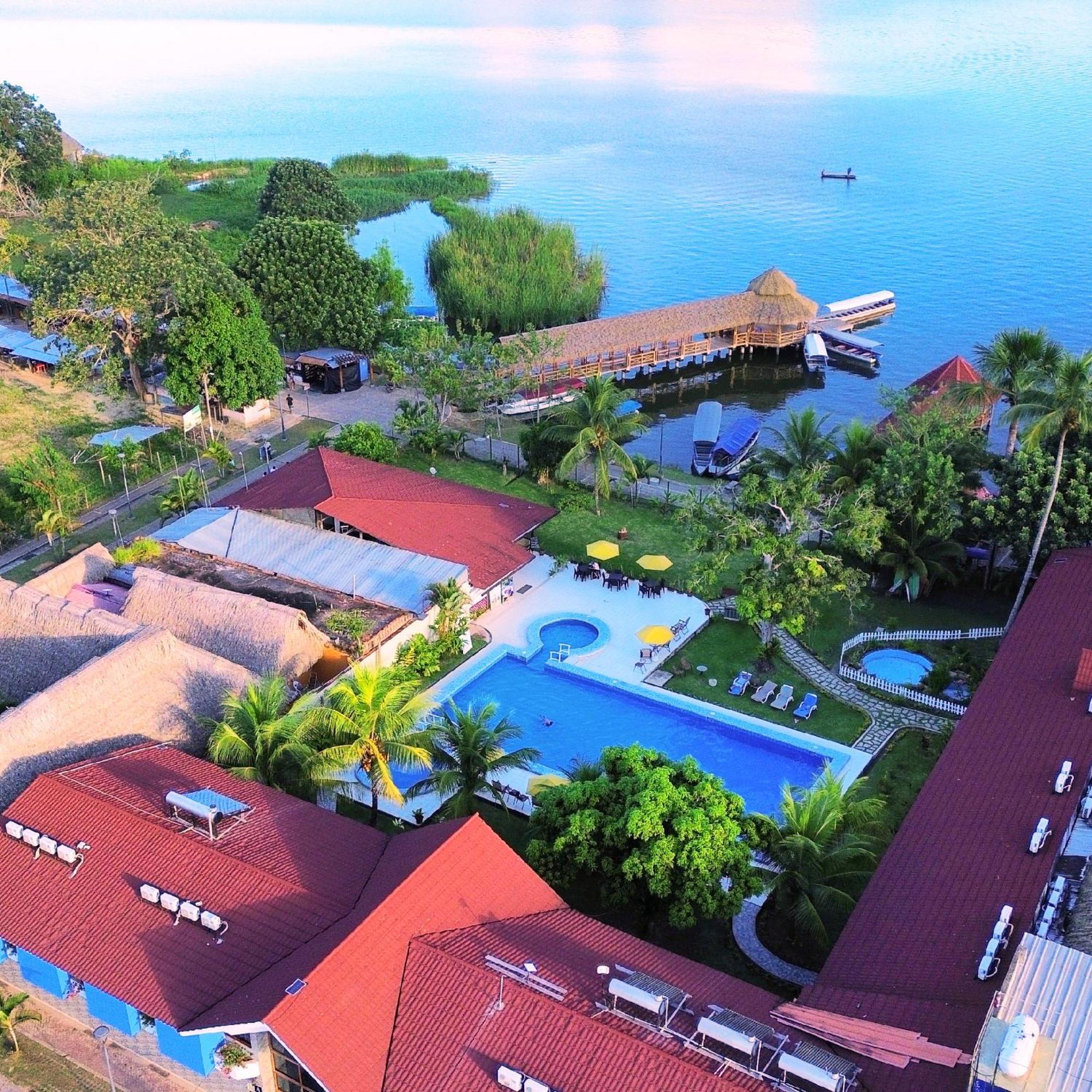 Laguna Azul Hotel & Suites Sauce Exteriör bild
